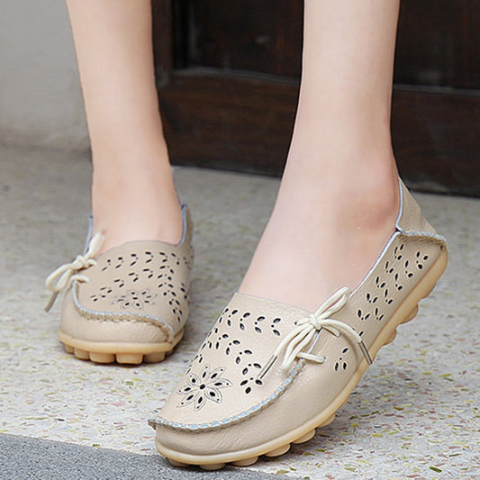 Women Casual Peas Shoes Leather Flats Breathable Hollow Loafers