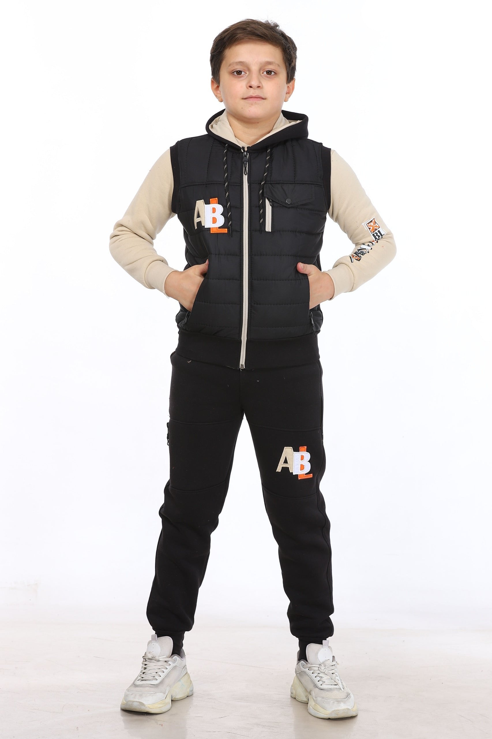 5 to 9 years 3 in 1  Boys Tracksuit, Trousers, Jacket and Sweatshirt,  M5186