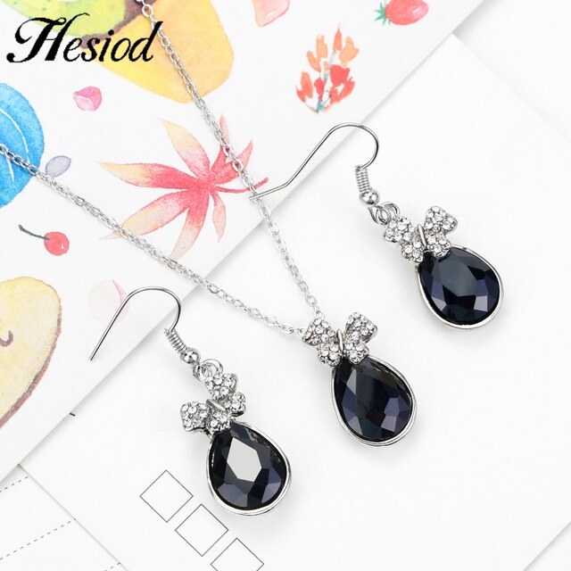 Lovely Rhinestone Shiny Necklace and Earring  Set For Women